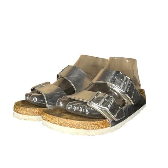 ***SOLD*** Birkenstock Arizona Sandal Softbed Leather Metallic Silver Size 6 - Picture 1 of 6
